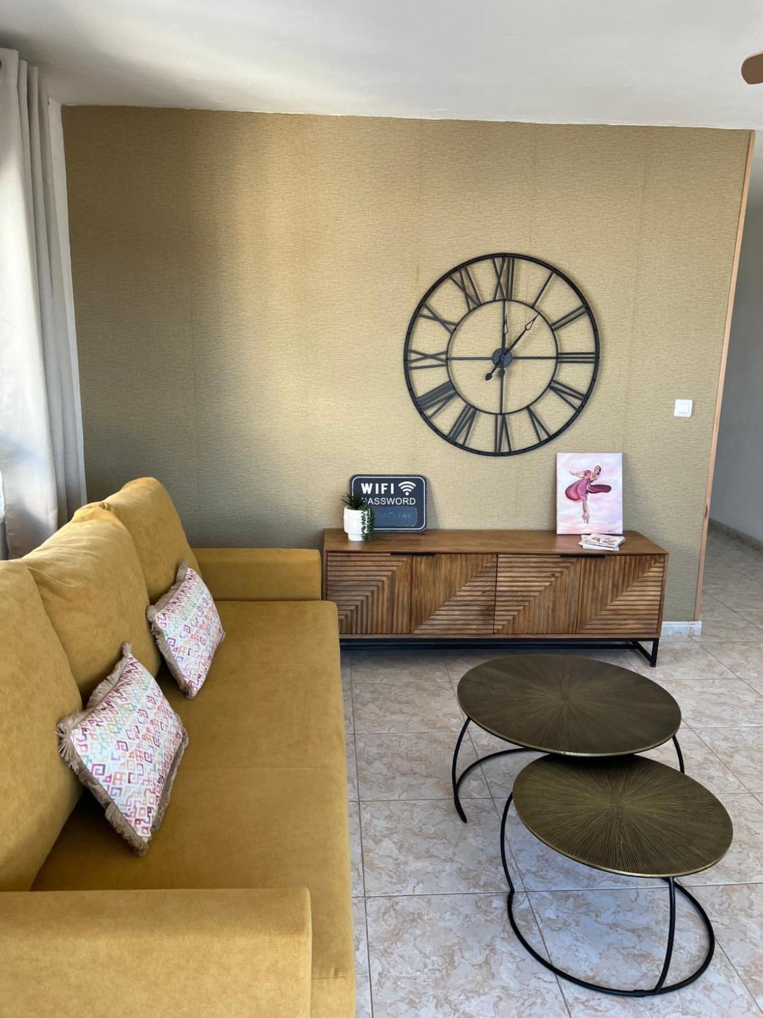 לוס כריסטיאנוס Cornelias Home Tc3 Atico מראה חיצוני תמונה